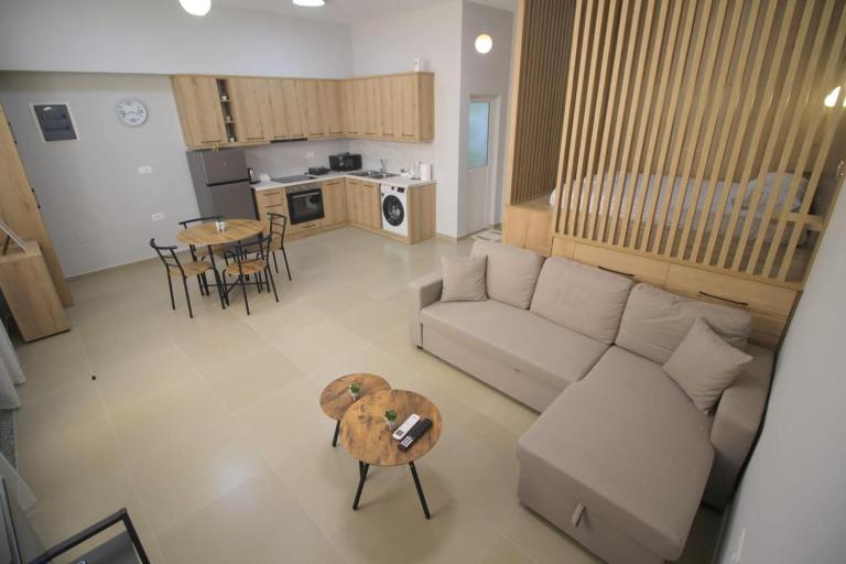 B&K Elegant Studio! Near the Sea! - B&B Sarandë