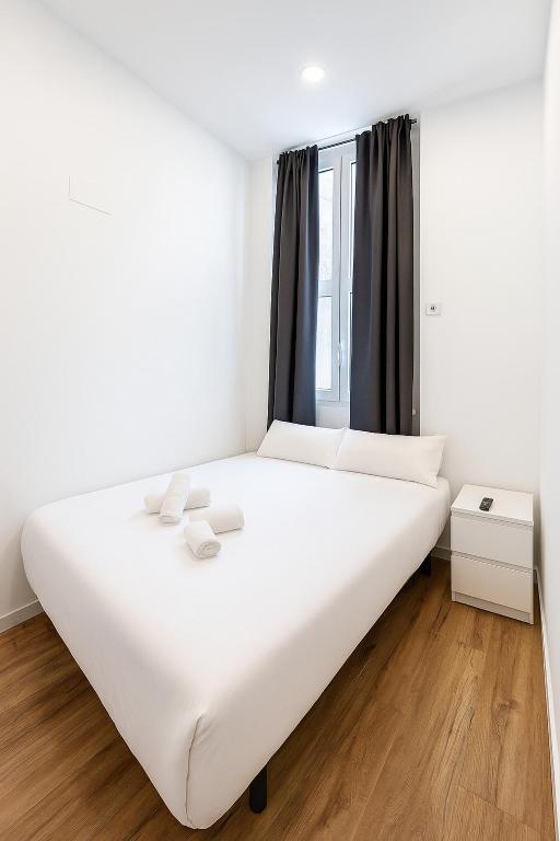 Hostal Bernabeu - Ferienwohnung Madrid