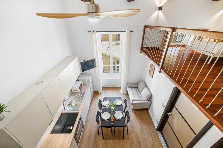 La Marne, Charming duplex in the heart of downtown Menton - B&B Menton