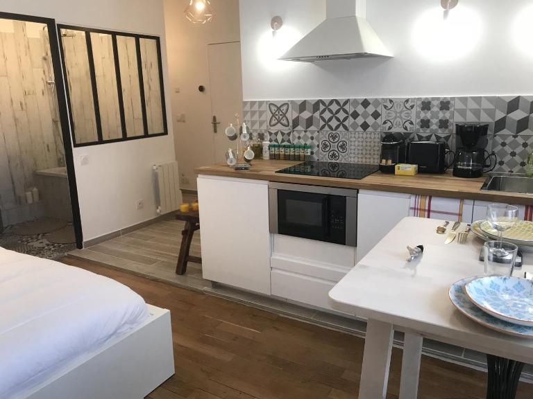 La Suite de Léon appartement D - Lyon Garibaldi - B&B Lyon