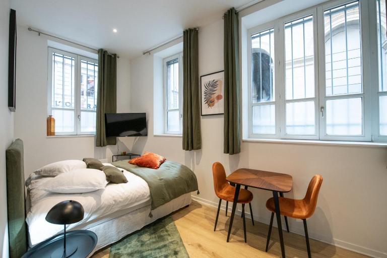 La Suite Opéra 1 - Hypercentre proche place des Terreaux - B&B Lyon