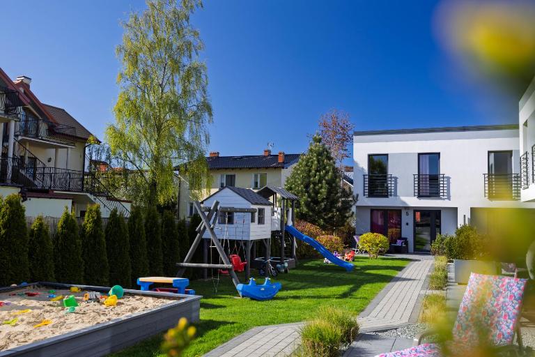 Domki Apartamentowe Mewa Morze Apartamentów - Bed and Breakfast Jastrzębia Góra