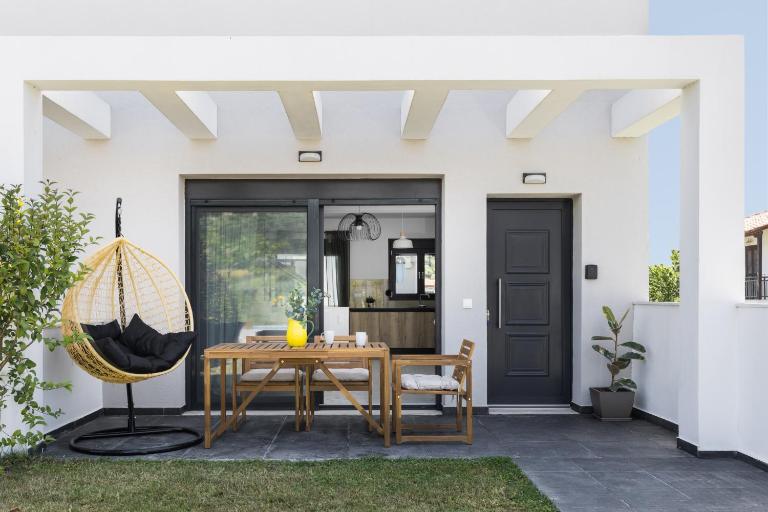 Opal by halu! - Holiday house with Playroom - B&B Néa Skióni