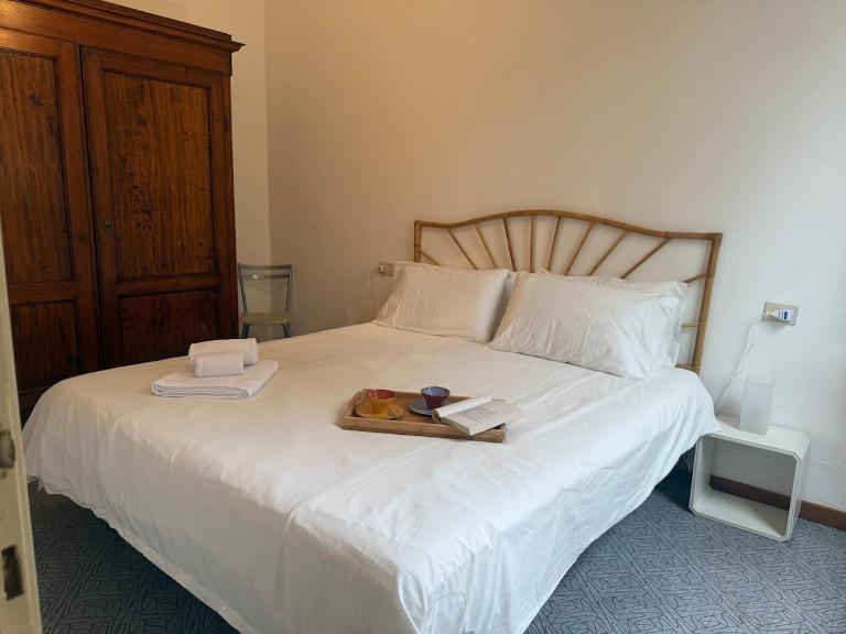 50mt from sea Villetta White 2 bedr outdoor - B&B Marina di Pietrasanta