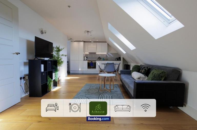 One Bedroom Apartment By Arhouse Apartments Short Lets & Serviced Accommodation Kingston With Free WiFi - B&B Kingston upon Thames