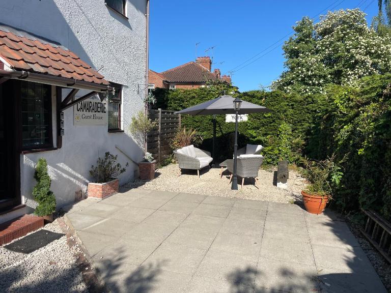 Camaraderie Guest House - B&B York