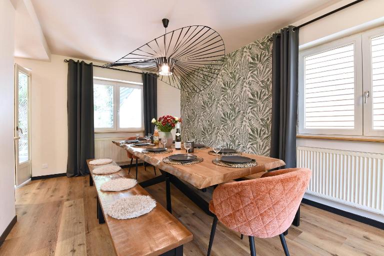 Au Paradis des 4 Saisons - Maison avec terrasse - Baignoire Balneo - B&B Moosch