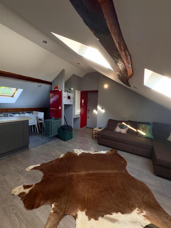 RefletDesCieux TV Chic Authentique Lumineux Calme - B&B Bellegarde-sur-Valserine
