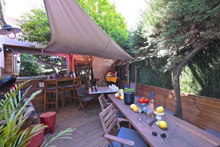 Cité Saint Paul Terrasse Parking AC Wifi SAUNA BBQ SPA - B&B Cannes