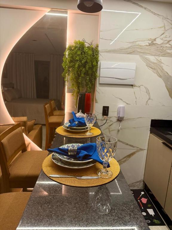 Flat VIP em Boa Viagem - Perto Aeroporto-Shopping Recife e Praia - check in 24h - wi-fi rápido - prédio piscina, coworking, academia e etc - B&B Boa Viagem