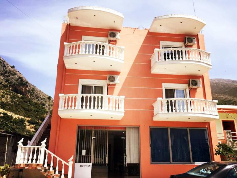 Vila Romeo - B&B Borsh