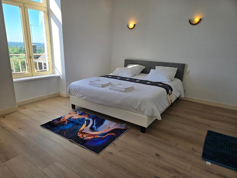 Le BUREAU - B&B Saint-Mars-sur-la-Futaie