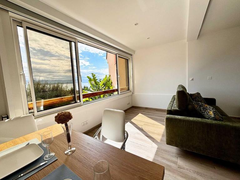 Casamea - Studio vue mer, 2 min plage, Clim - B&B Ajaccio