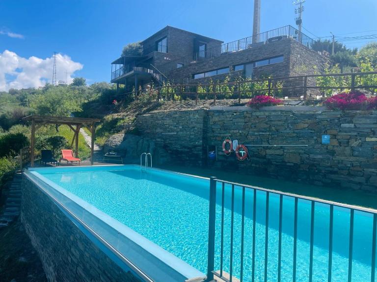 Quinta do Casal Bystol - Casa 2 - Chambres d'hôtes Casal de Loivos