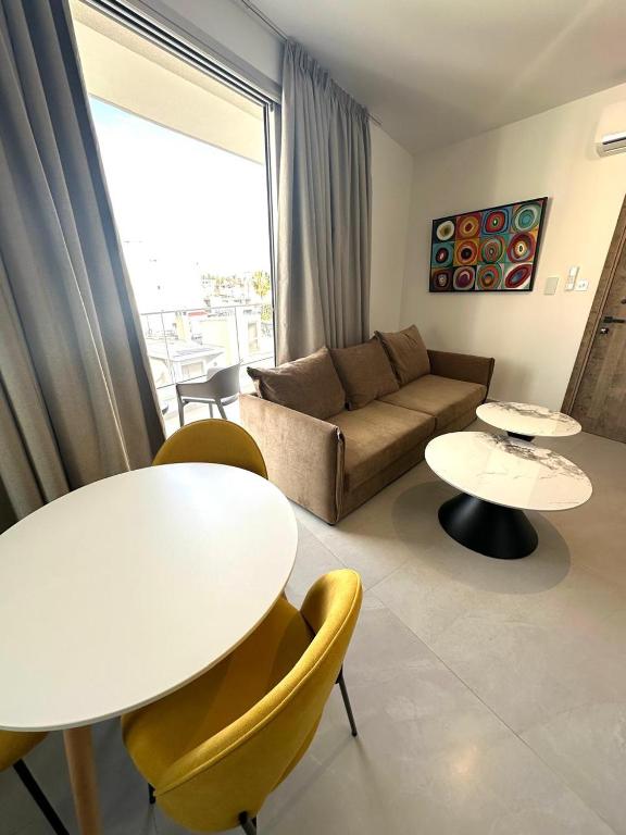 Verasia Acute Stay in Engomi - B&B Égkomi