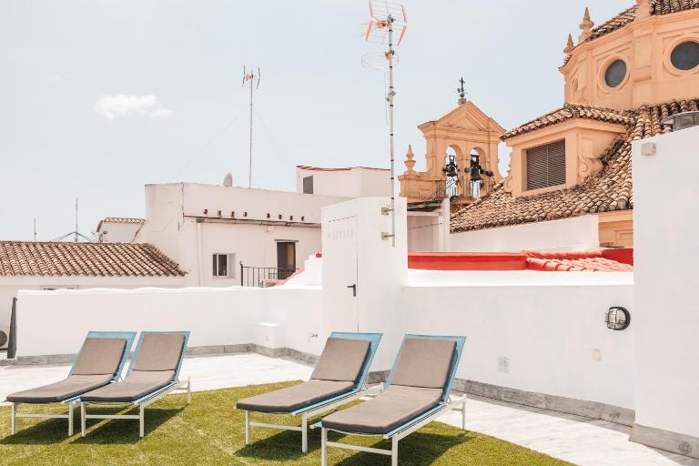 ASTUTO 21 Suites - Adults Only - Bed and Breakfast Jerez de la Frontera