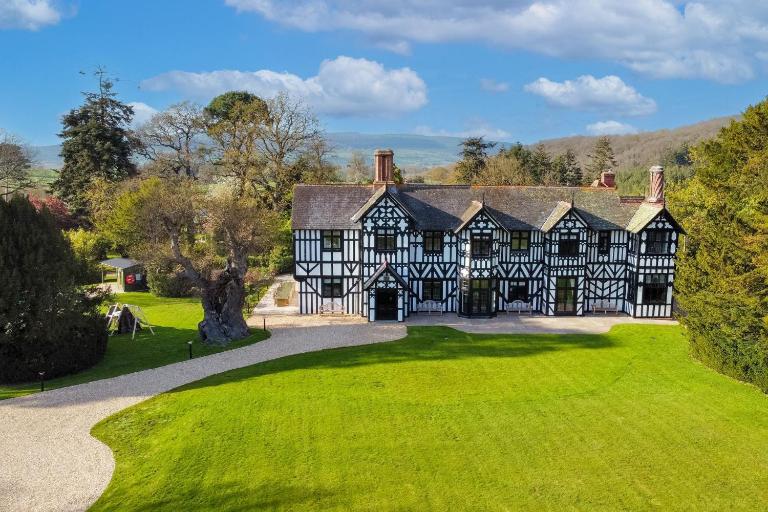 Marrington Hall - B&B Chirbury