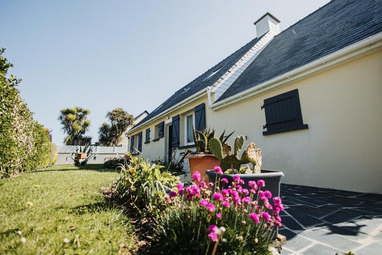 Cotes et Mer Maison familiale en Bord de Mer - Ferienwohnung Urville-Nacqueville