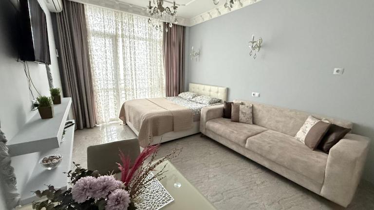 Pirosmani 18A 17 floor - B&B Batumi