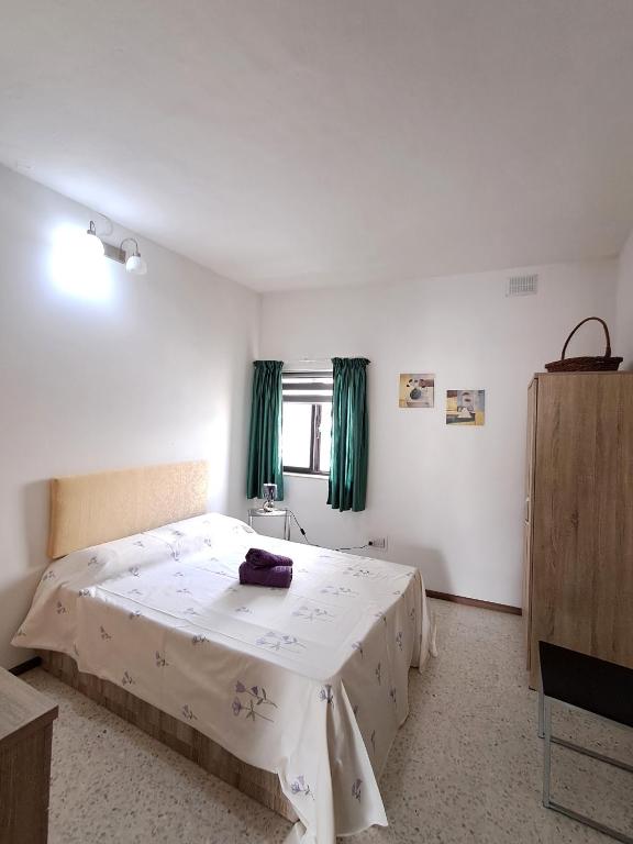 Double BEDROOM in Swatar - B&B Birkirkara