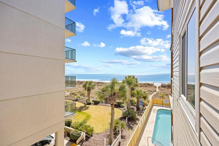 Ocean View Windy Village Unit 2B 2 bedroom 2 bath Sleep 6 Pool - B&B North Myrtle Beach