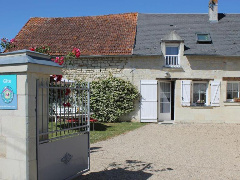 Gîte cosy en tuffeau, rénové, au cœur de la Touraine, proche châteaux, cour privative, vélos, non-fumeur - FR-1-381-209 - B&B Savigny-en-Véron
