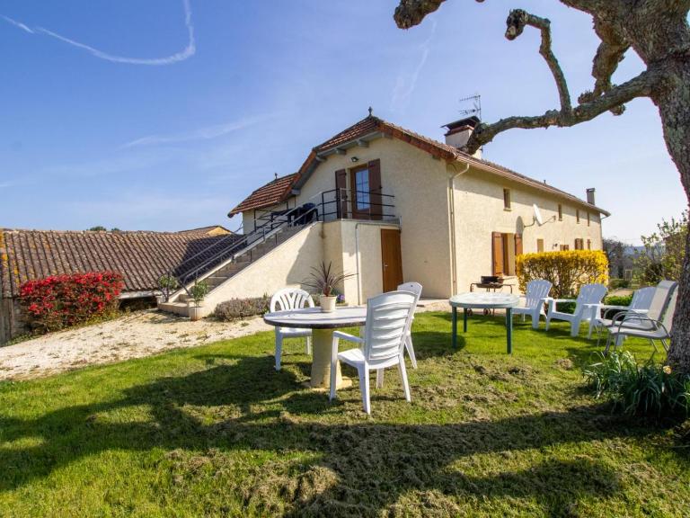 Maison mitoyenne avec Wifi, proche Sarlat, au cœur de la Dordogne - FR-1-616-22 - B&B Doissat