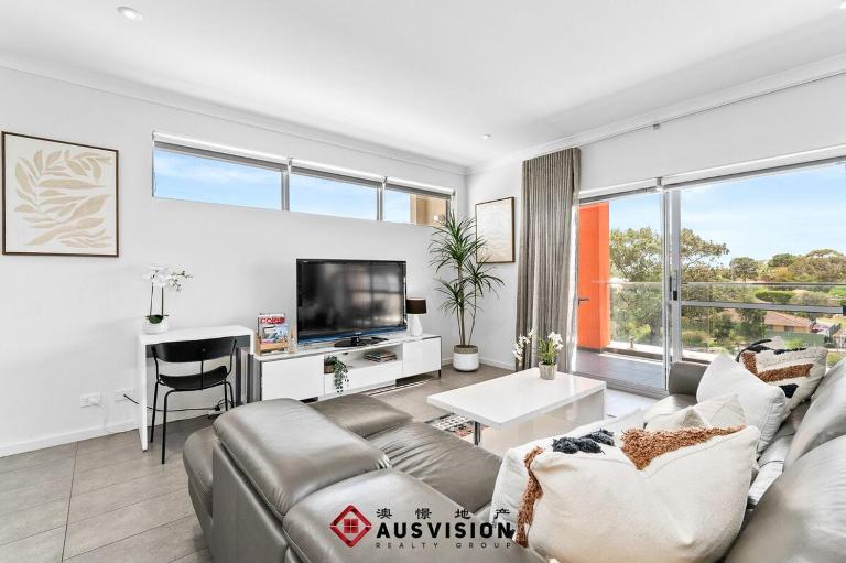 Lakeside Executive Retreat near Westfield Shops - B&B Perth