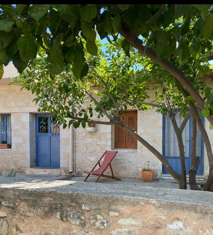 Traditional Village House Tilisos - Bed and Breakfast Tylissos
