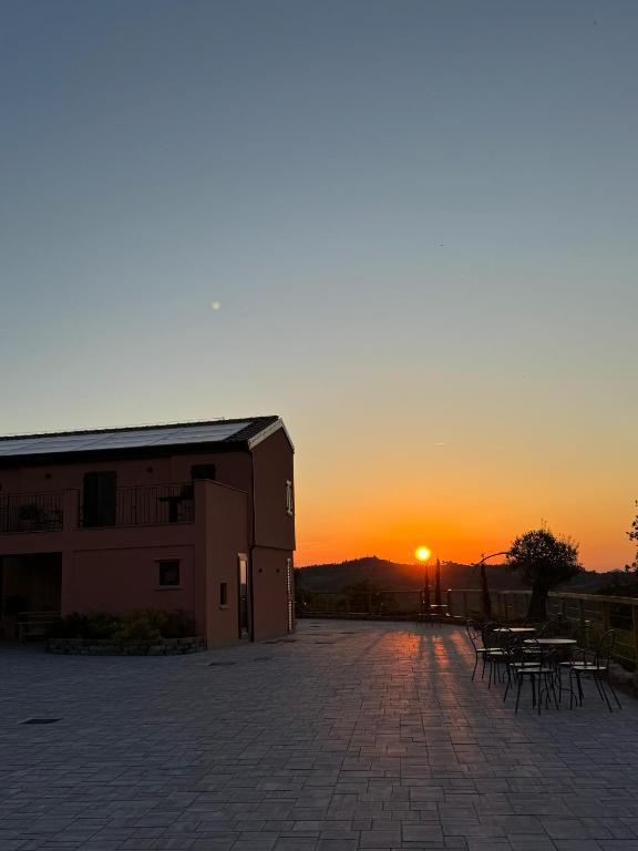 Il Tramonto - Deluxe Apartments - B&B Roncofreddo