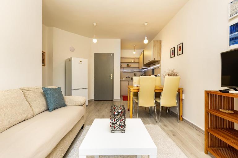 Azuuro - 1BD near the city center by Flat Manager - Chambres d'hôtes Plovdiv