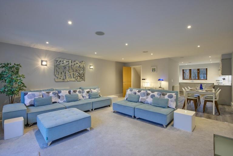 Luxury Townhouse At Windermere Marina Village - B&B Bowness-on-Windermere