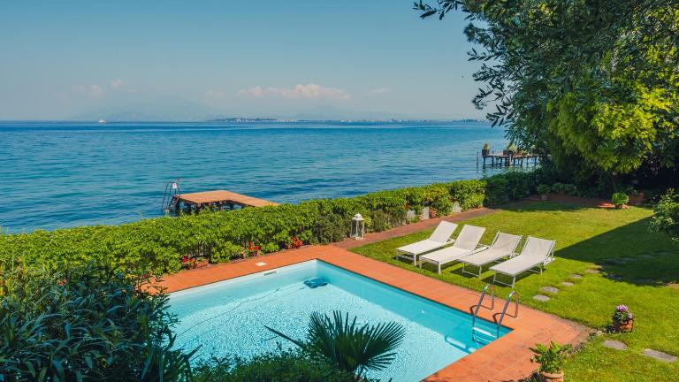 Villa Patrizia Lake View - Italian Homing - B&B Desenzano del Garda