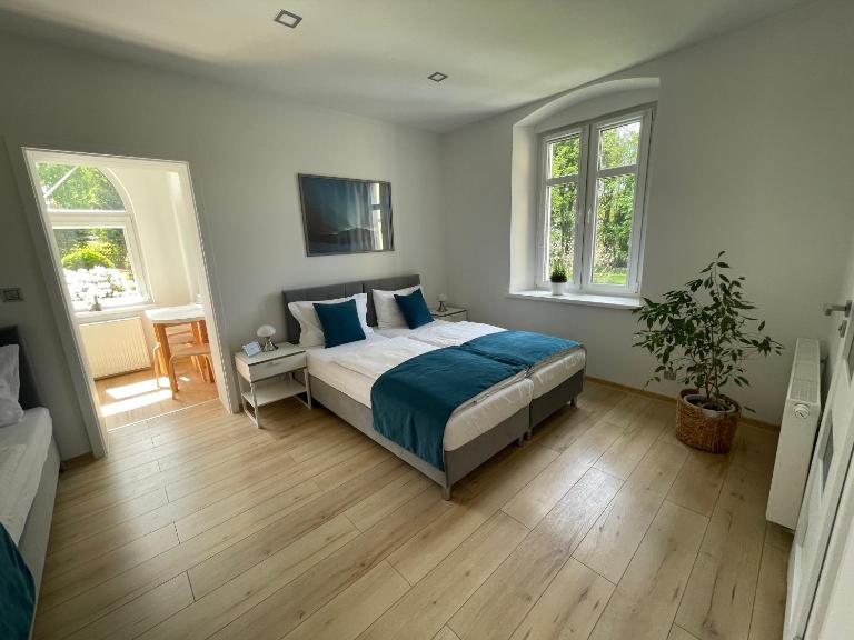 Przystanek Karpacz Komuny Paryskiej - 3 m 1 - Bed and Breakfast Karpacz