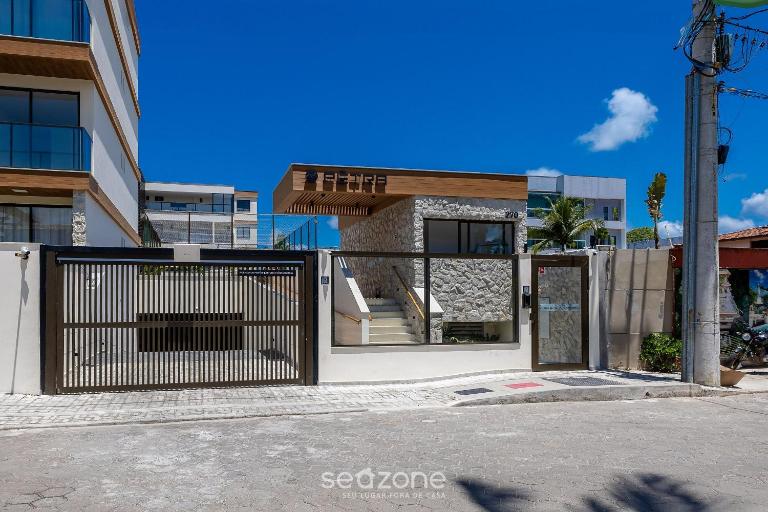 Aptos em Cond. c/ piscina à Beira da Praia em Ilhéus - PET - B&B Pontal