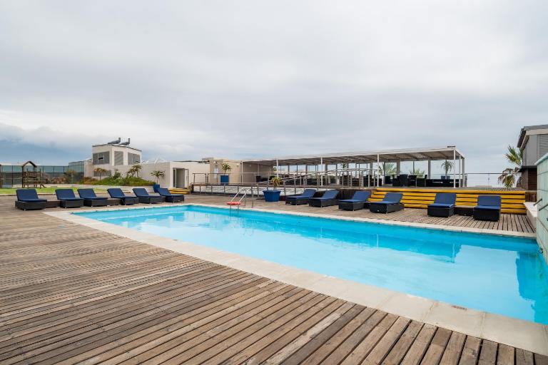 Lagoon Shoreline 2 Bedroom Apartment - Bed and Breakfast Kaapstad