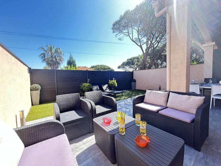 Villa Méditerranéenne 5 pièces, 8 pers, Terrasse, Jardin, Parking - FR-1-226-559 - Ferienwohnung Sainte-Maxime