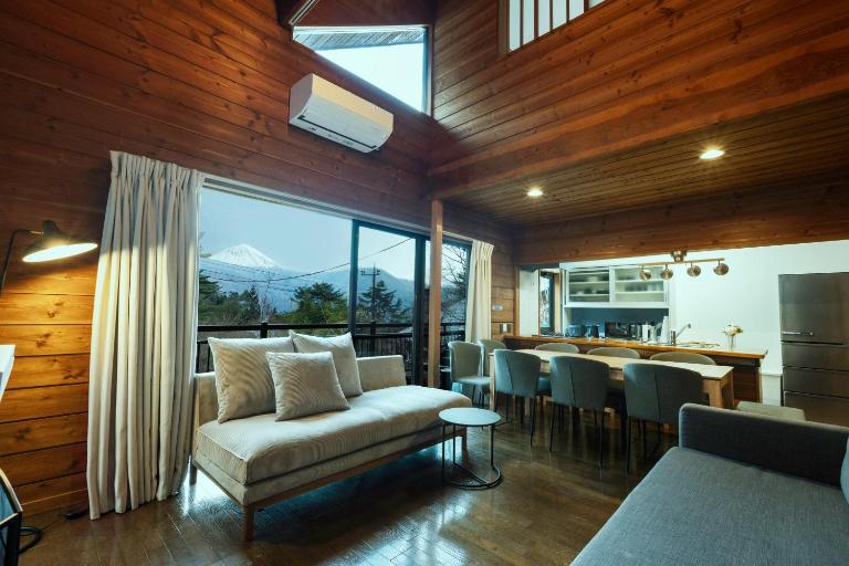 Hotel Lake England 富士山が見える隠れ家ヴィラ - B&B Fujikawaguchiko