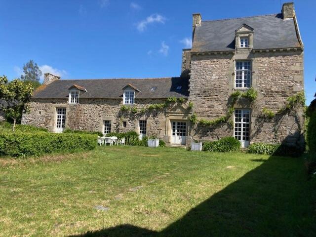 Manoir, Piscine, 15 mn des plages - B&B Hénansal