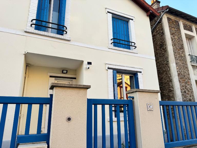 Le Cocon de Bondy - Bed and Breakfast Bondy