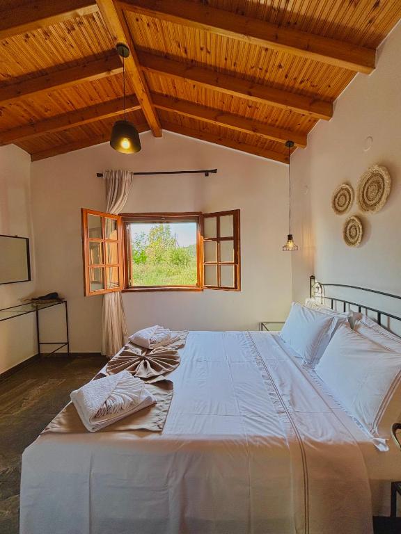 MK Rustic Stays - B&B Néos Marmarás