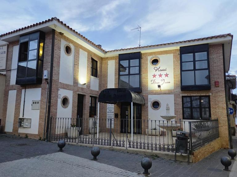 Hostal Don Juan Meco - Ferienwohnung Meco