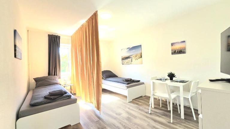 Modern 2-Room Apartment with Free Parking & Free Wi-Fi in Iserlohn - SW01 - B&B Iserlohn