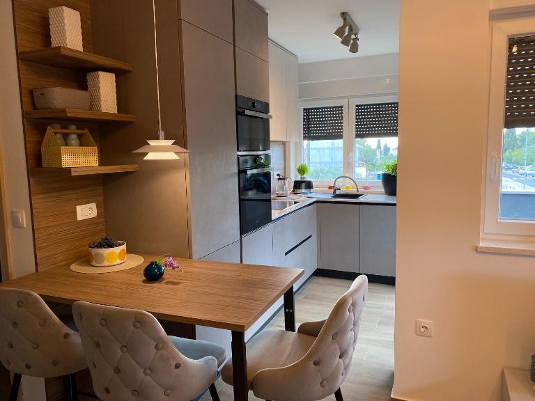 Apartment Pinija Fazana - B&B Fažana