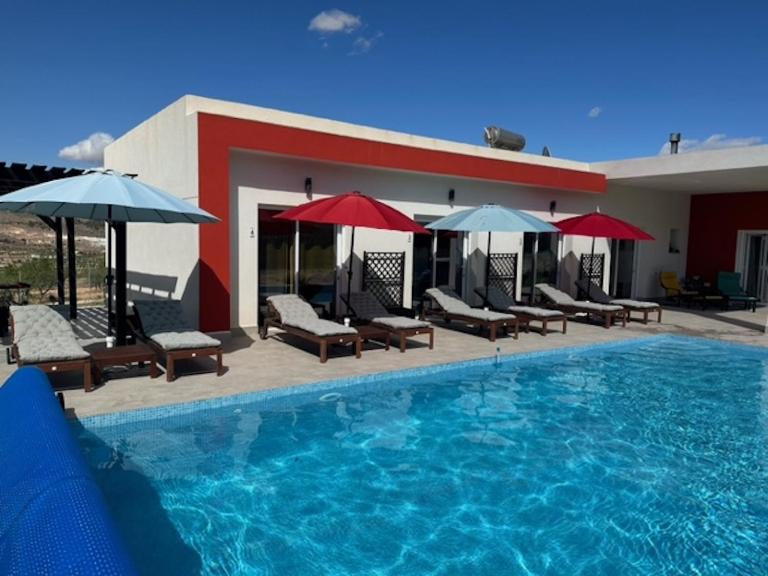 Casa Andmar - Mountain retreat BnB - B&B La Romana