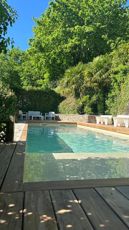 Casa de Afora Casa con piscina y jacuzzi privados - B&B Santiago de Compostela