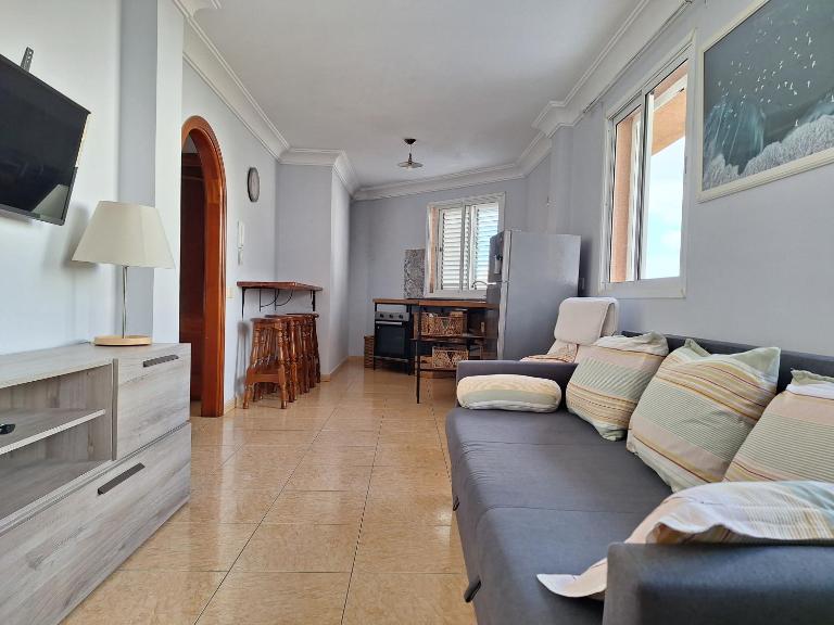 Amber House - B&B Arinaga
