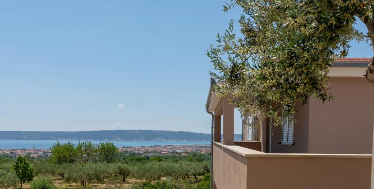 AnTina Apartment - B&B Kaštel Stari
