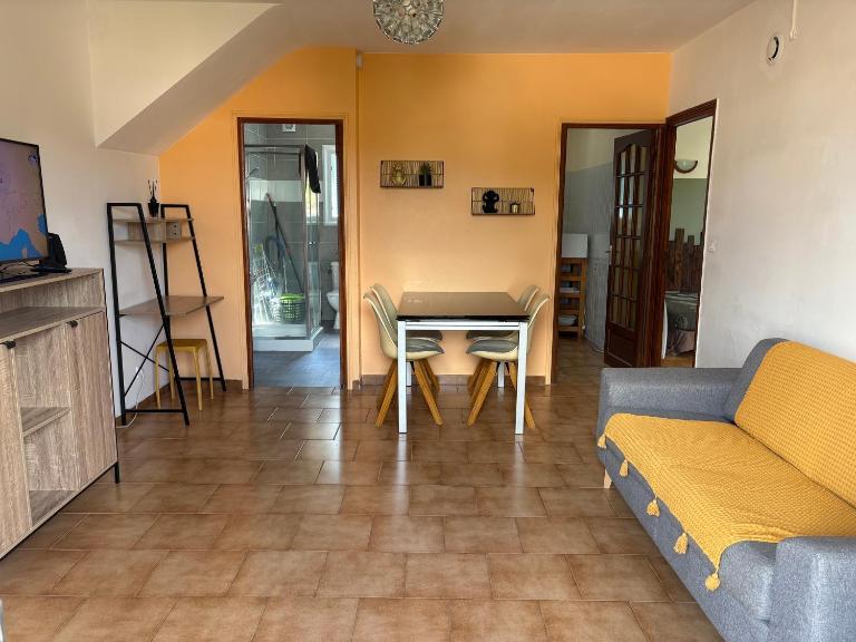Joli T2 dans villa - Chambres d'hôtes Corte
