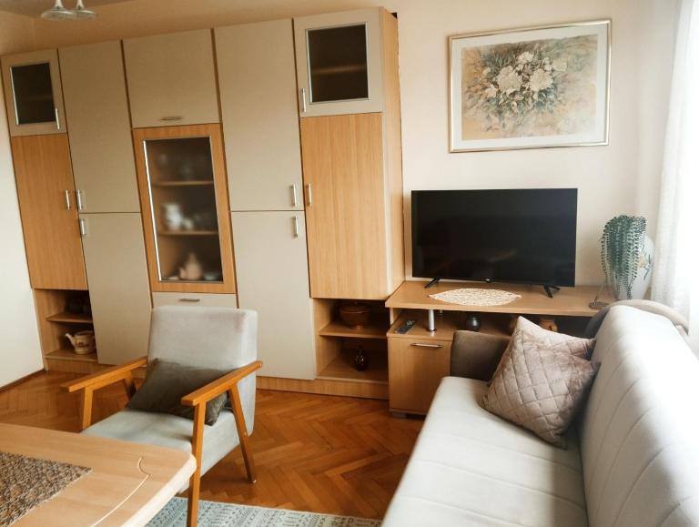 Suncani Apartman Grbavica - Bed and Breakfast Sarajevo